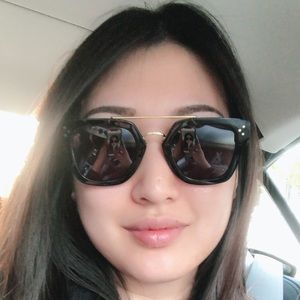 Meet your Posher, Annie